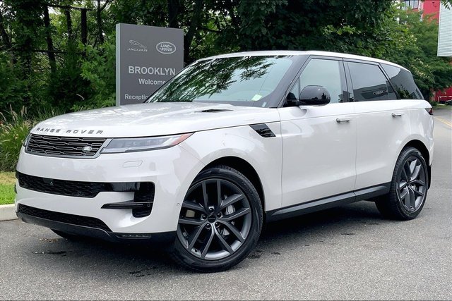 2026 Land Rover Range Rover Sport SE