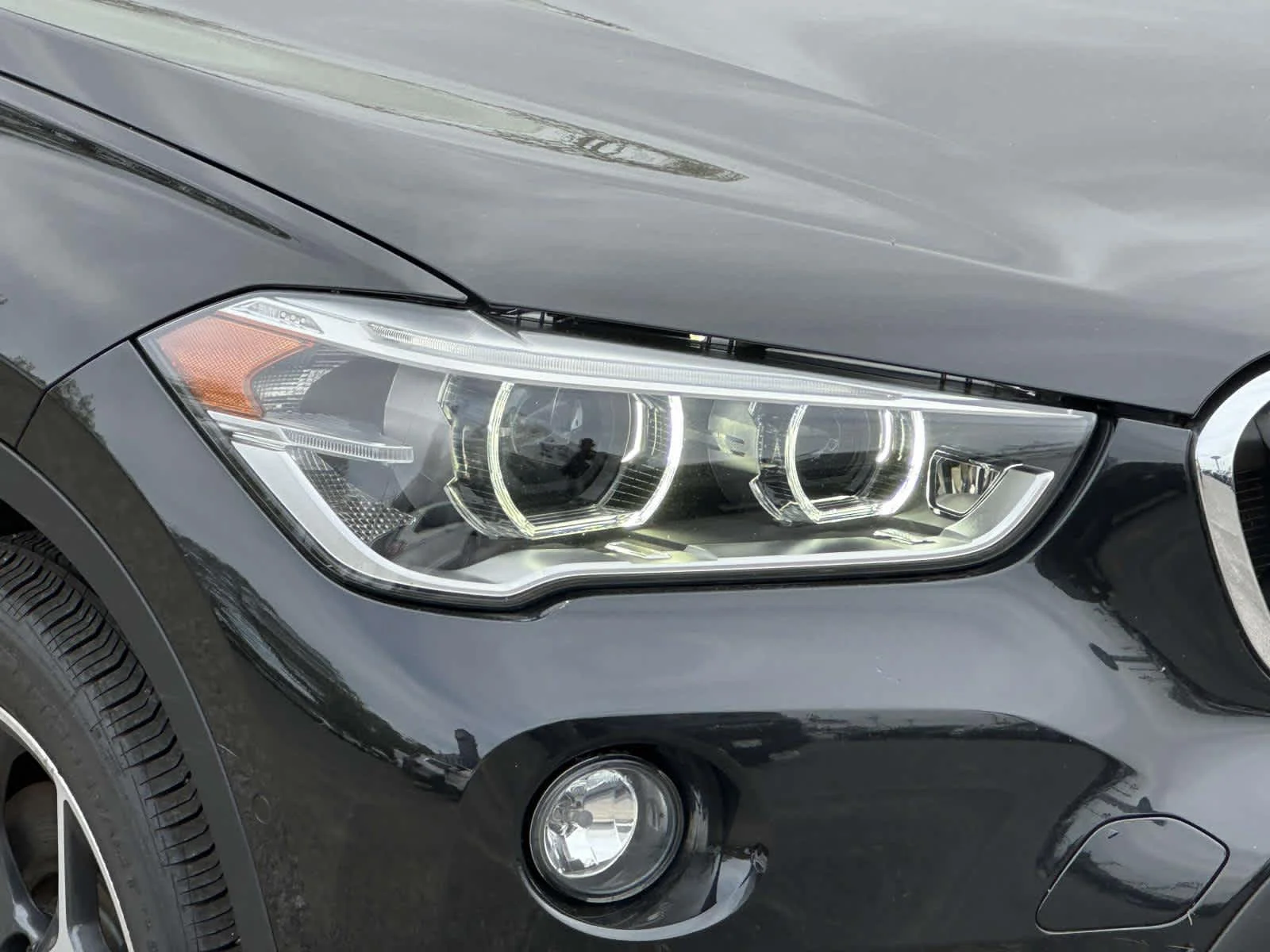Used 2016 Black Sapphire Metallic BMW xDrive28i image 11