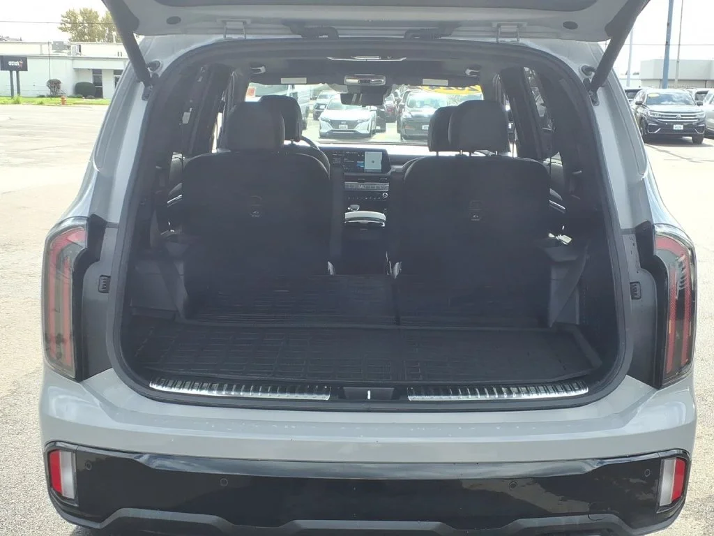 Used 2024 Gray Kia SX-Prestige X-Line image 7