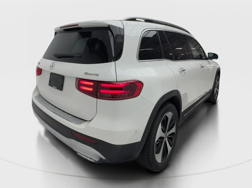 Used 2025 White Mercedes-Benz GLB 250 image 7