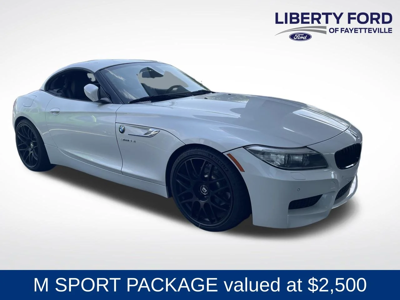 Used 2016 White Metallic BMW sDrive35i image 1