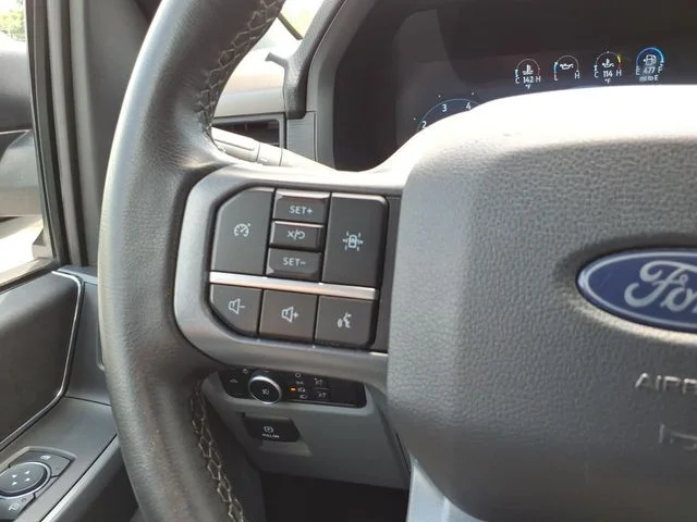 Used 2025 White Ford XLT image 24