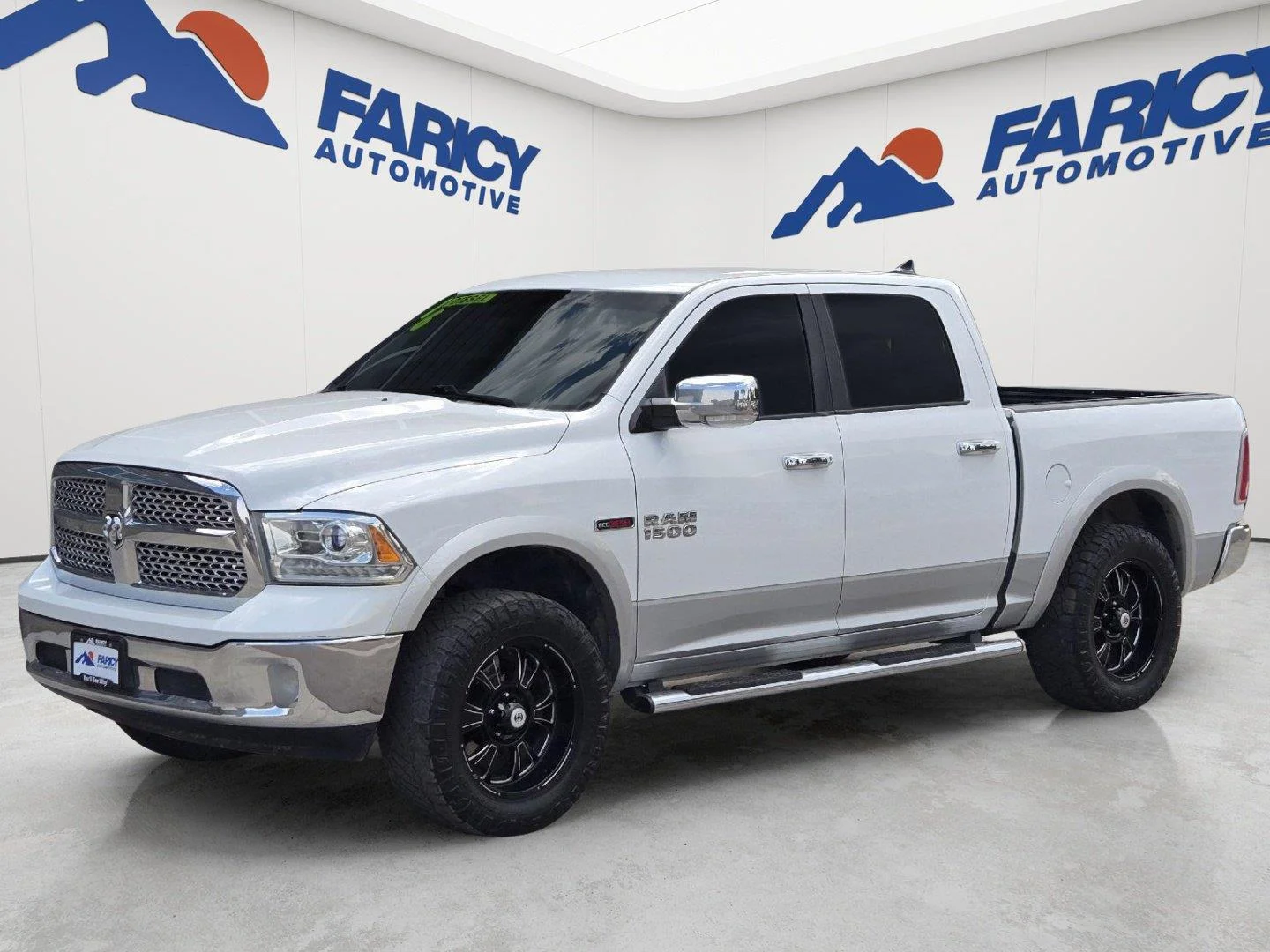 Used 2016 Bright White Clearcoat Ram Laramie image 1