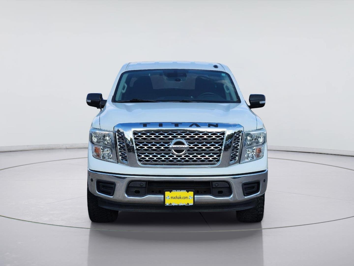 Used 2019 Glacier White Nissan SV image 2