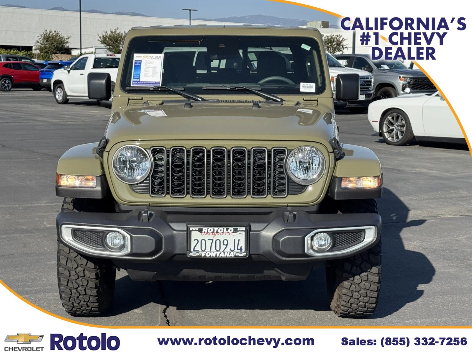 Used 2025 41 Jeep High Tide image 2