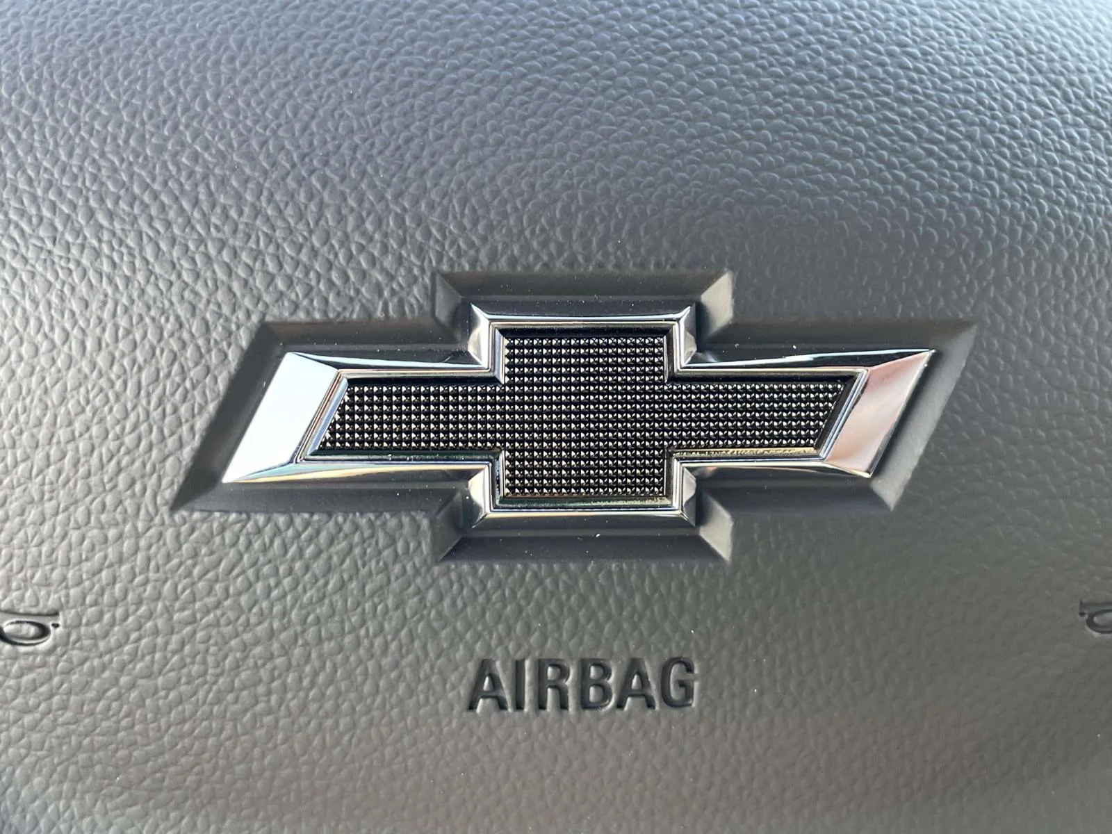 New 2027 Black Chevrolet Z71 image 31