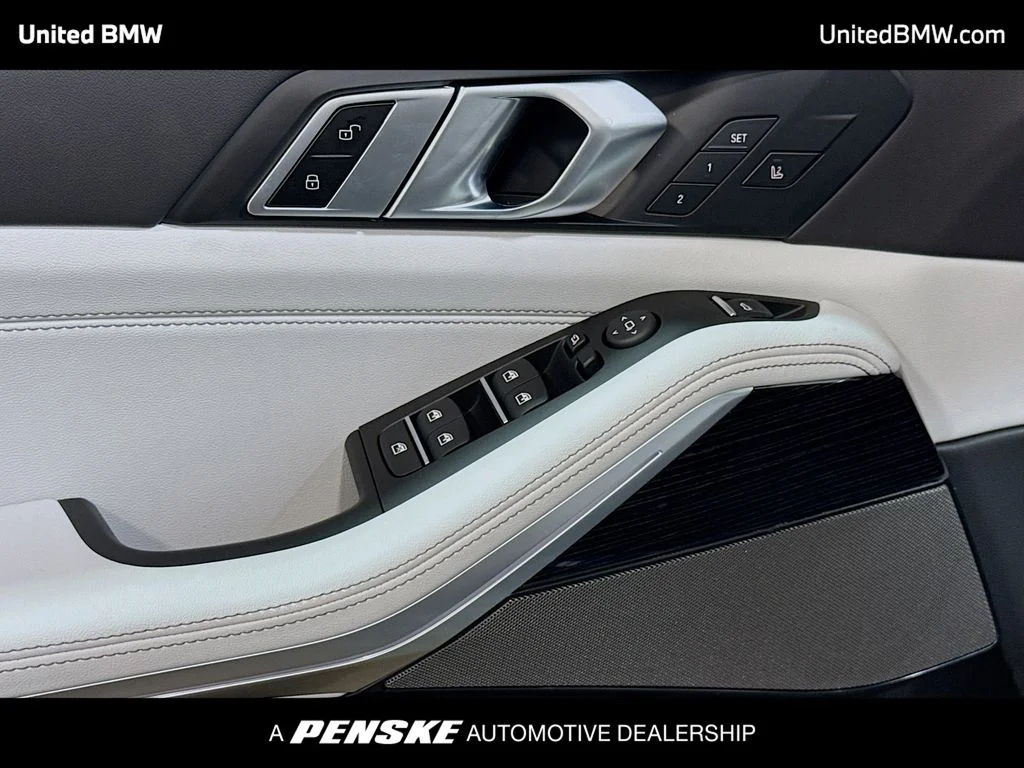 New 2026 Skyscraper Grey Metallic BMW xDrive50e image 3