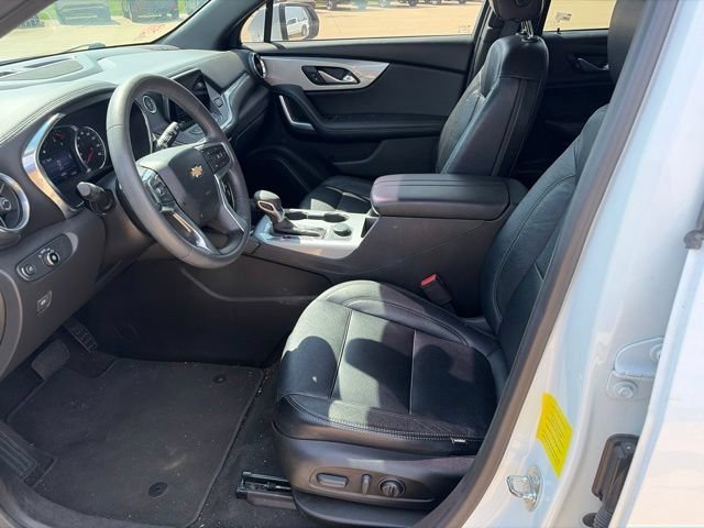 Used 2022 SUMMIT WHITE Chevrolet LT image 14