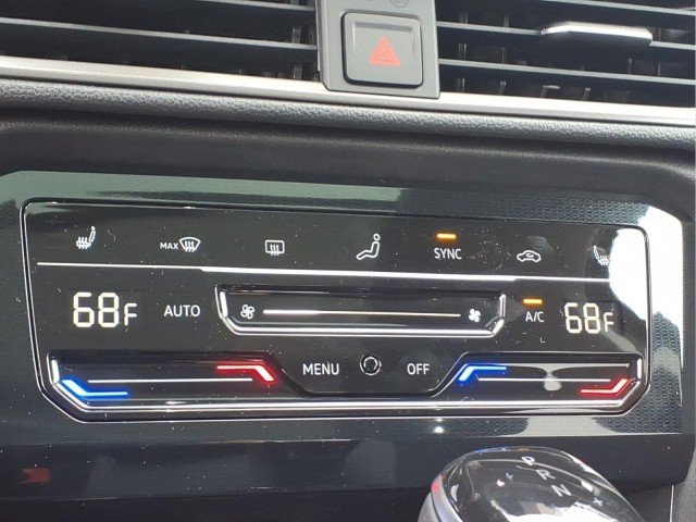 New 2026 Deep Black Pearl Volkswagen SE Black 4Motion image 21