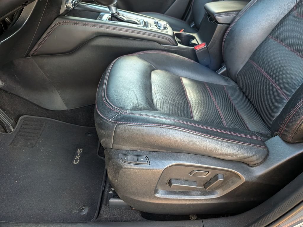Used 2021 Gray Mazda Carbon Edition Turbo image 17
