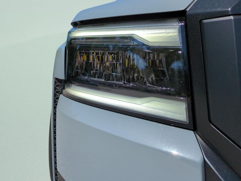 New 2026 Boulder Gray Pearl Nissan Crew Cab PRO-4X® image 17