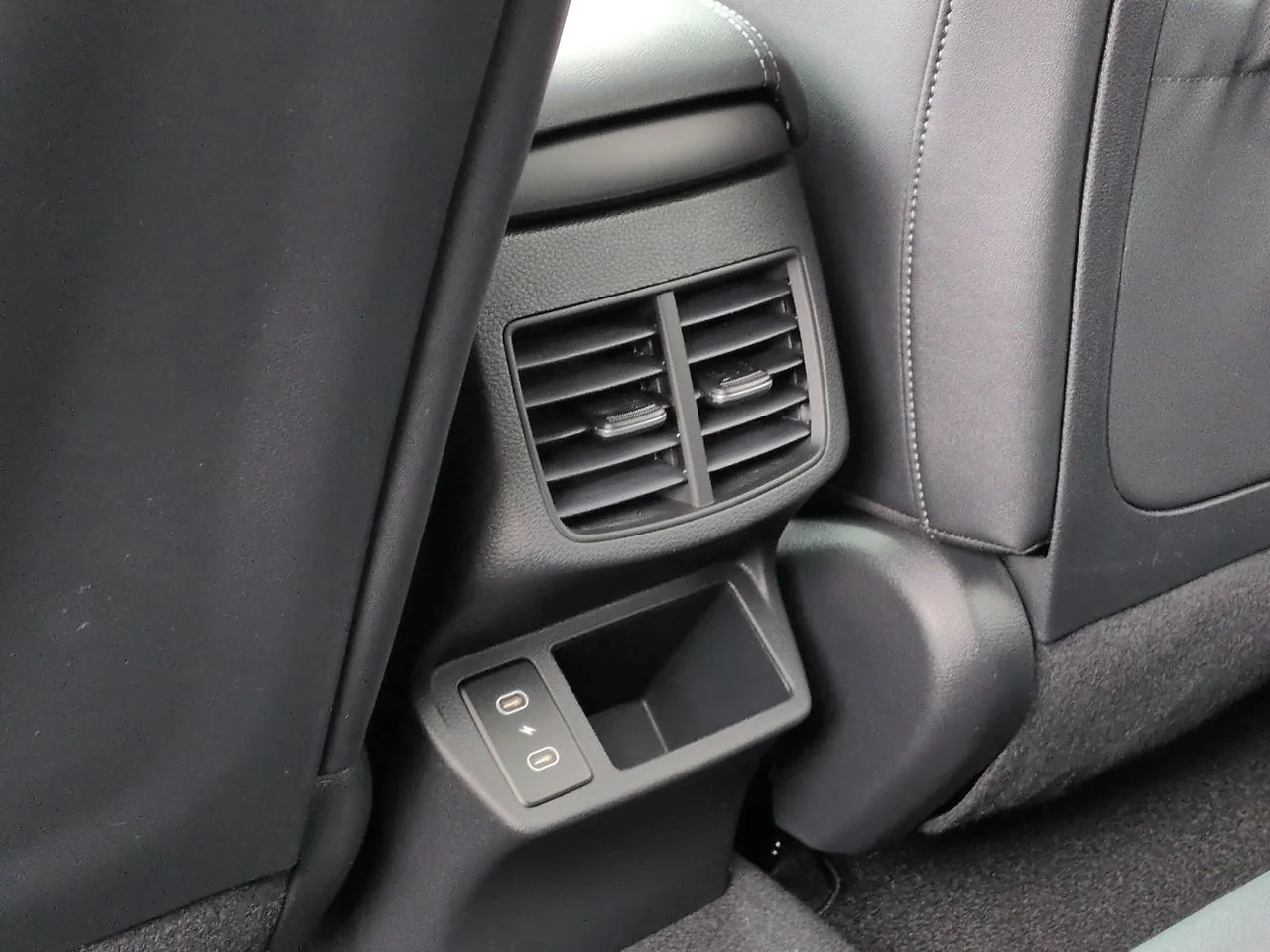 New 2026 Gravity Gray Kia EX image 22