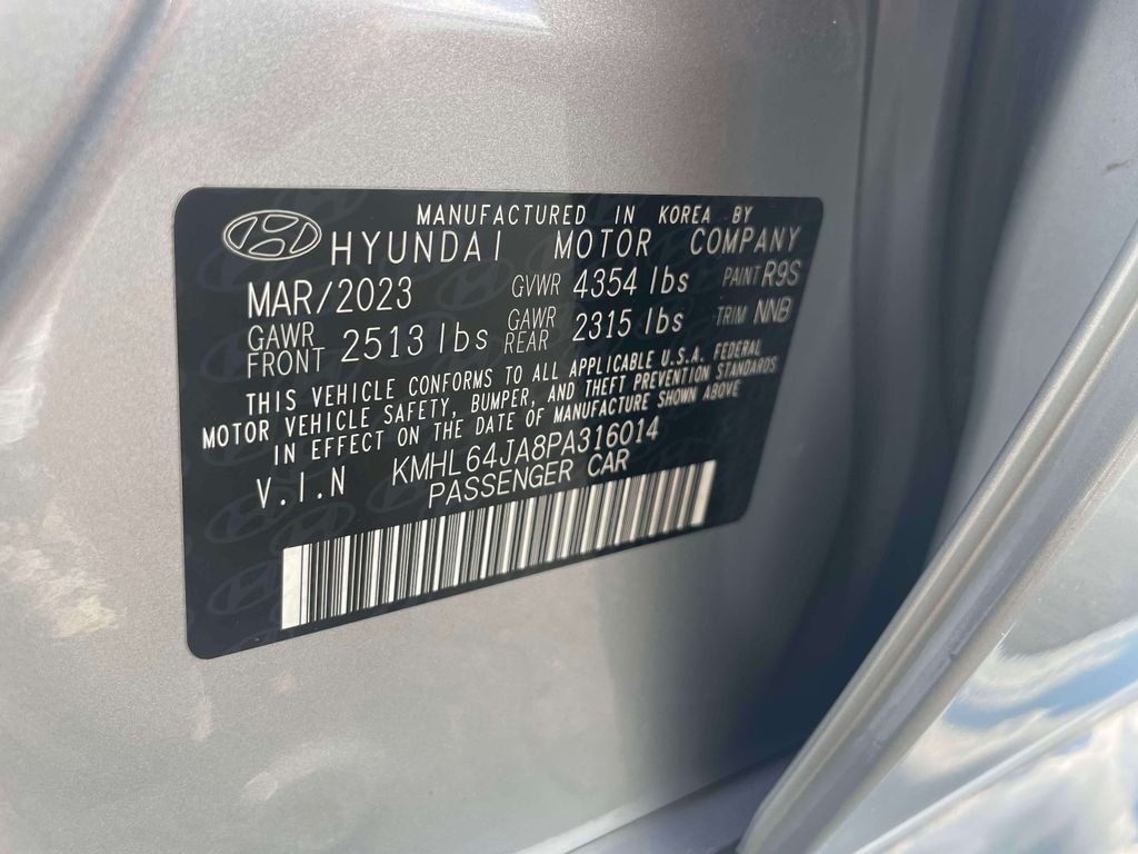 Certified Used 2023 Silver Hyundai SEL image 19