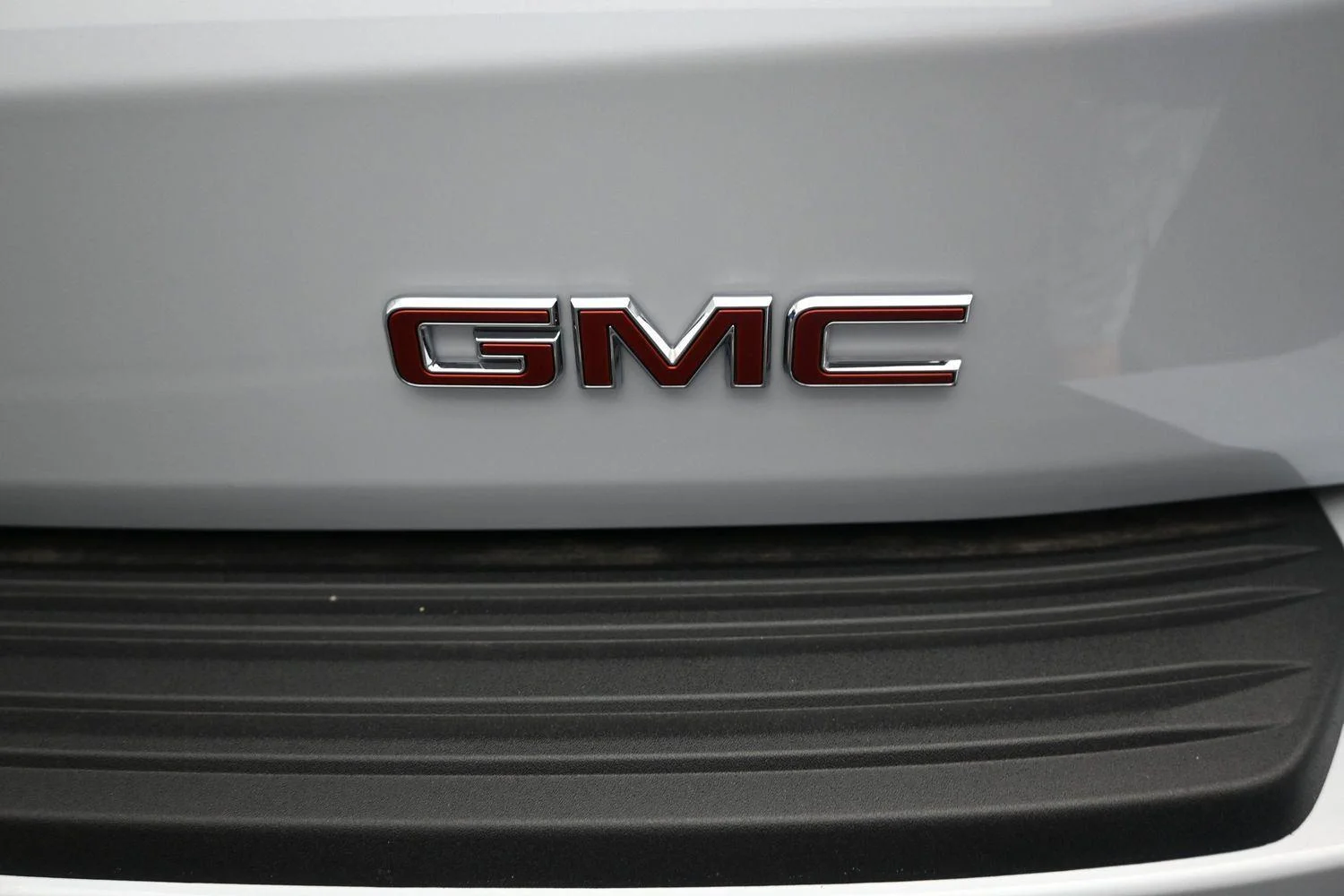 New 2026 Glacier White Tricoat GMC Denali image 20