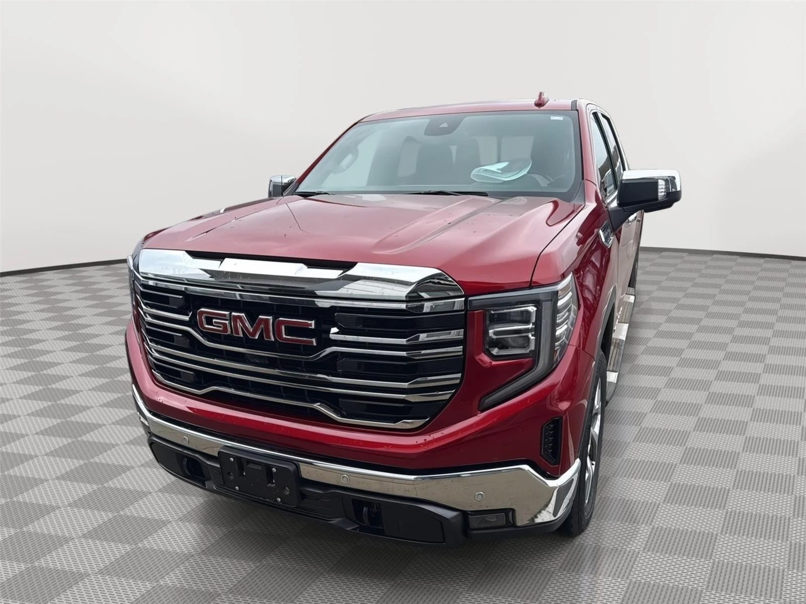 Used 2025 Volcanic Red Tintcoat GMC SLT image 2