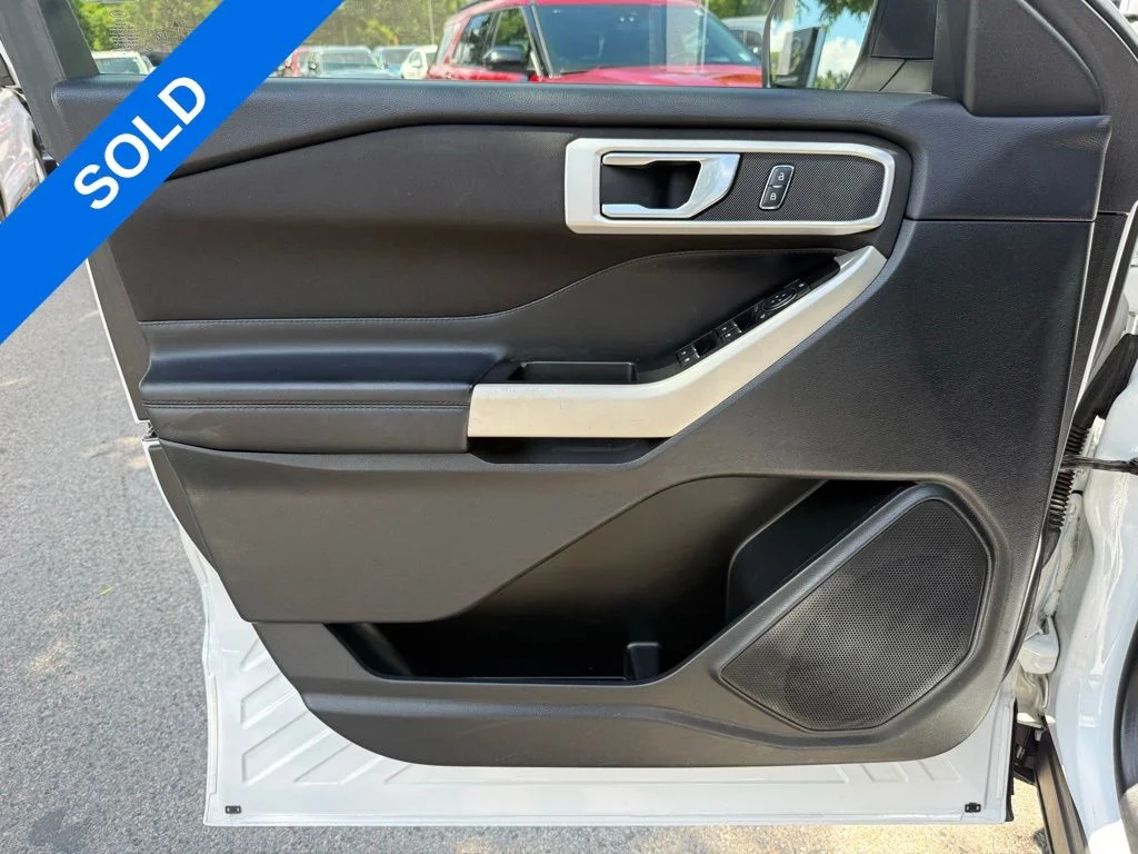 Used 2020 White Ford XLT image 22