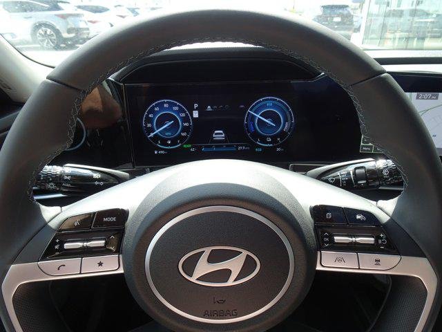 2025 Hyundai Elantra Limited - Photo 16