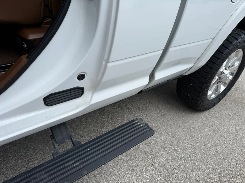 Used 2020 White Ram Laramie image 21
