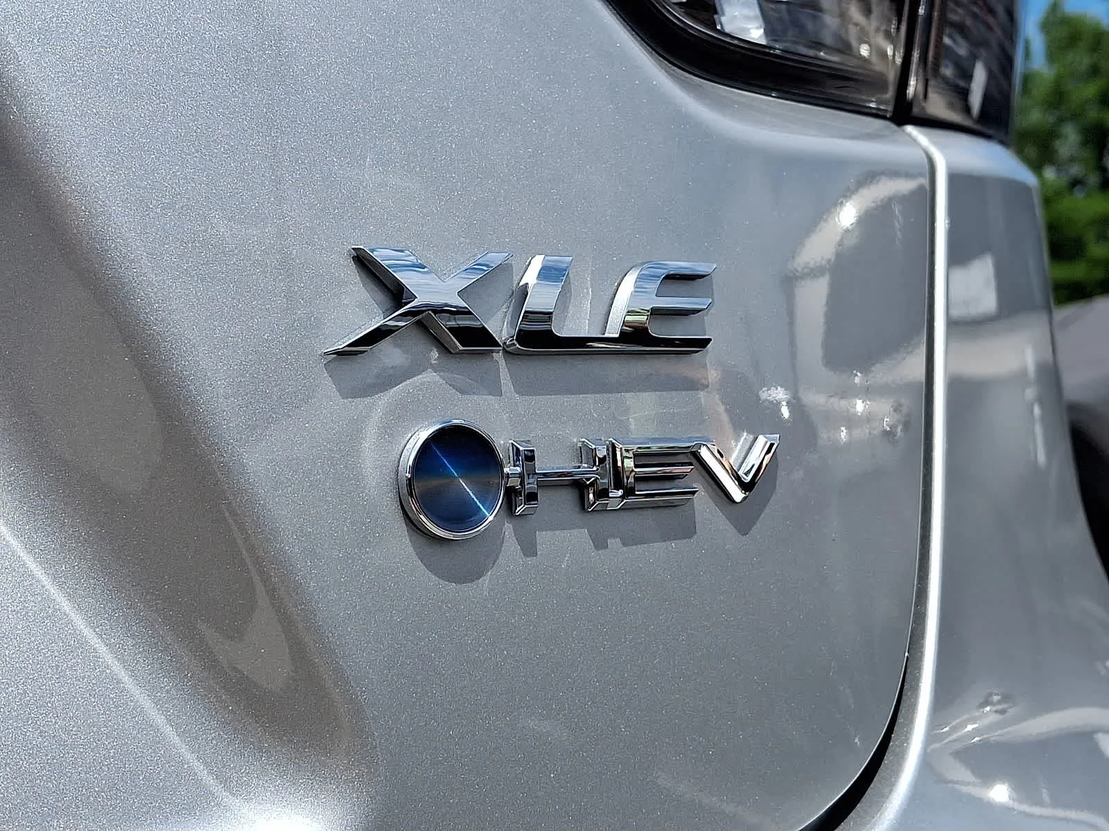 New 2026 Classic Silver Metallic Toyota  XLE image 24