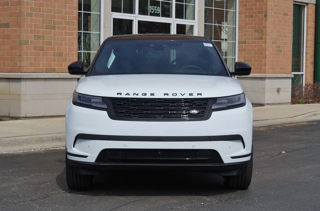 Used 2026 White Land Rover S image 4