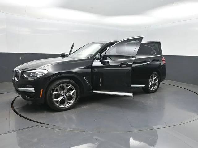 Used 2020 Black BMW xDrive30i image 35