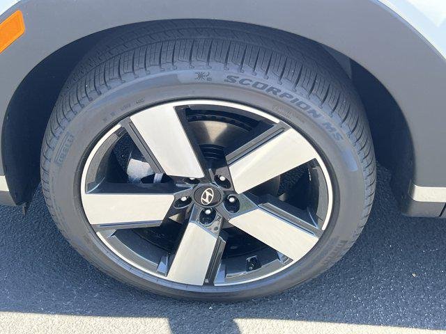 New 2026 Serenity White Hyundai Limited 6P image 12