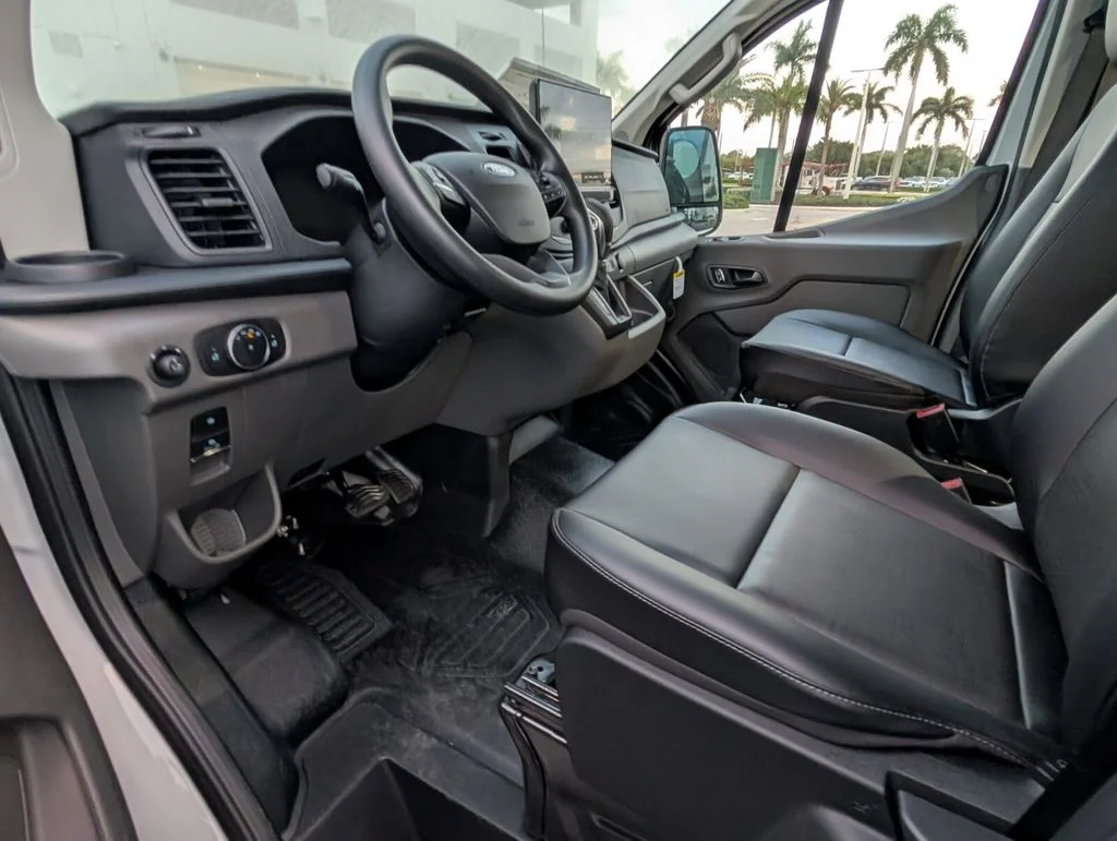 New 2026 Oxford White Ford Cargo Van image 13