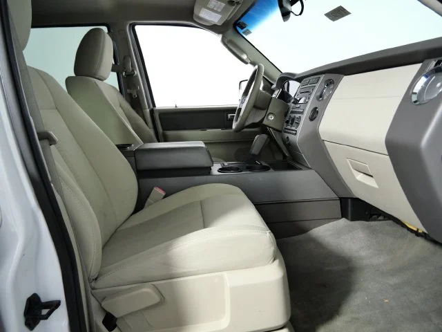 Used 2014 White Ford XL image 9