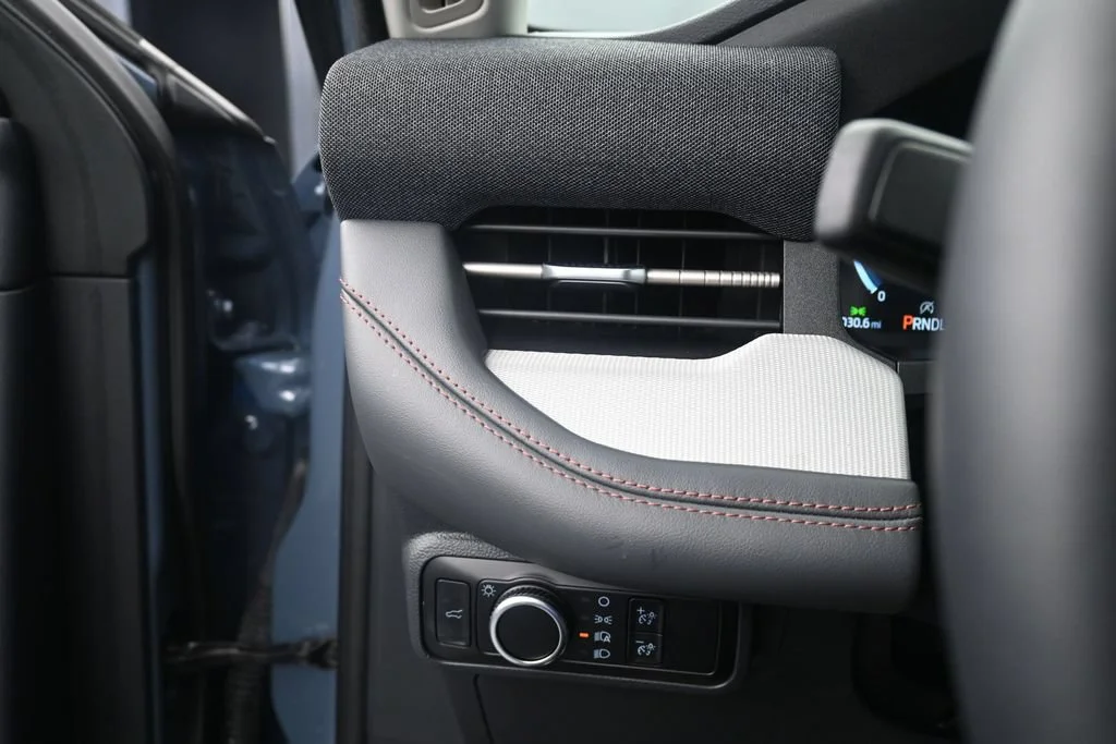 2025 Ford Explorer Active - Photo 20