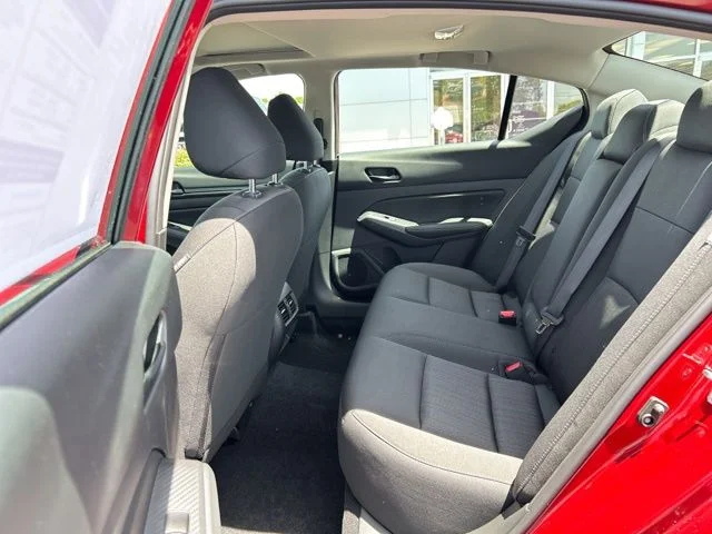 New 2026 Scarlet Nissan 2.5 SV image 14