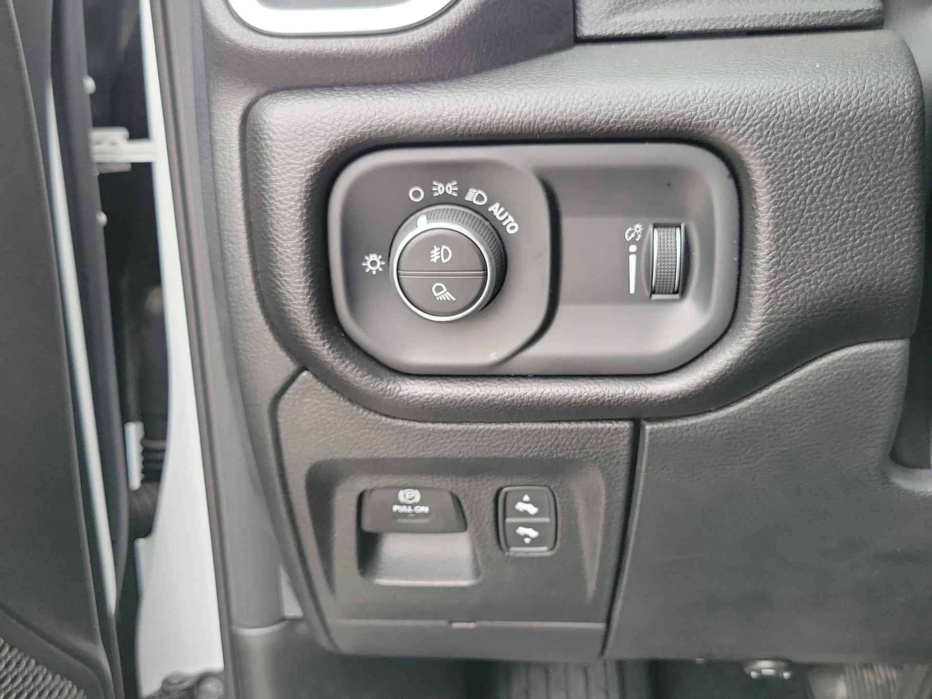 2026 RAM 1500 Big Horn/Lone Star - Photo 13