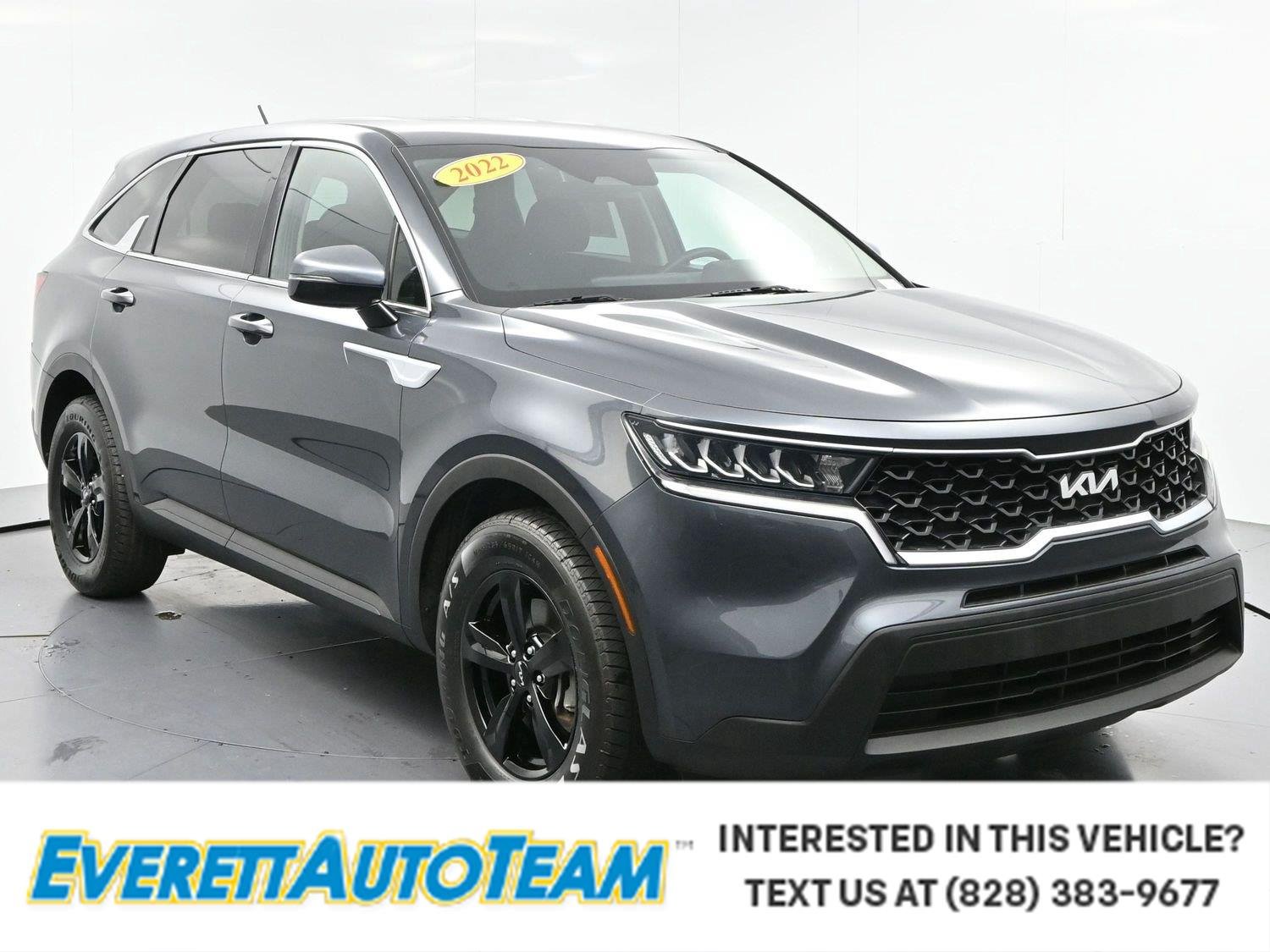 Used 2022 Gravity Gray Kia LX image 1
