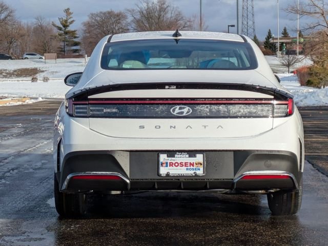 Certified Used 2026 White Hyundai SE image 6