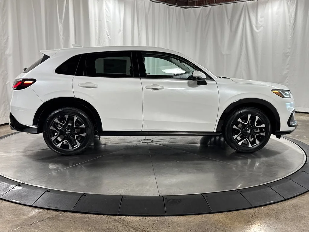 New 2027 Platinum White Pearl Honda EX-L image 9