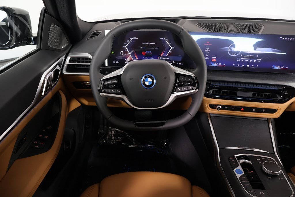 New 2026 Black Sapphire Metallic BMW eDrive40 image 3