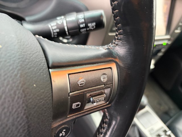Used 2018 Gray Lexus 460 image 29
