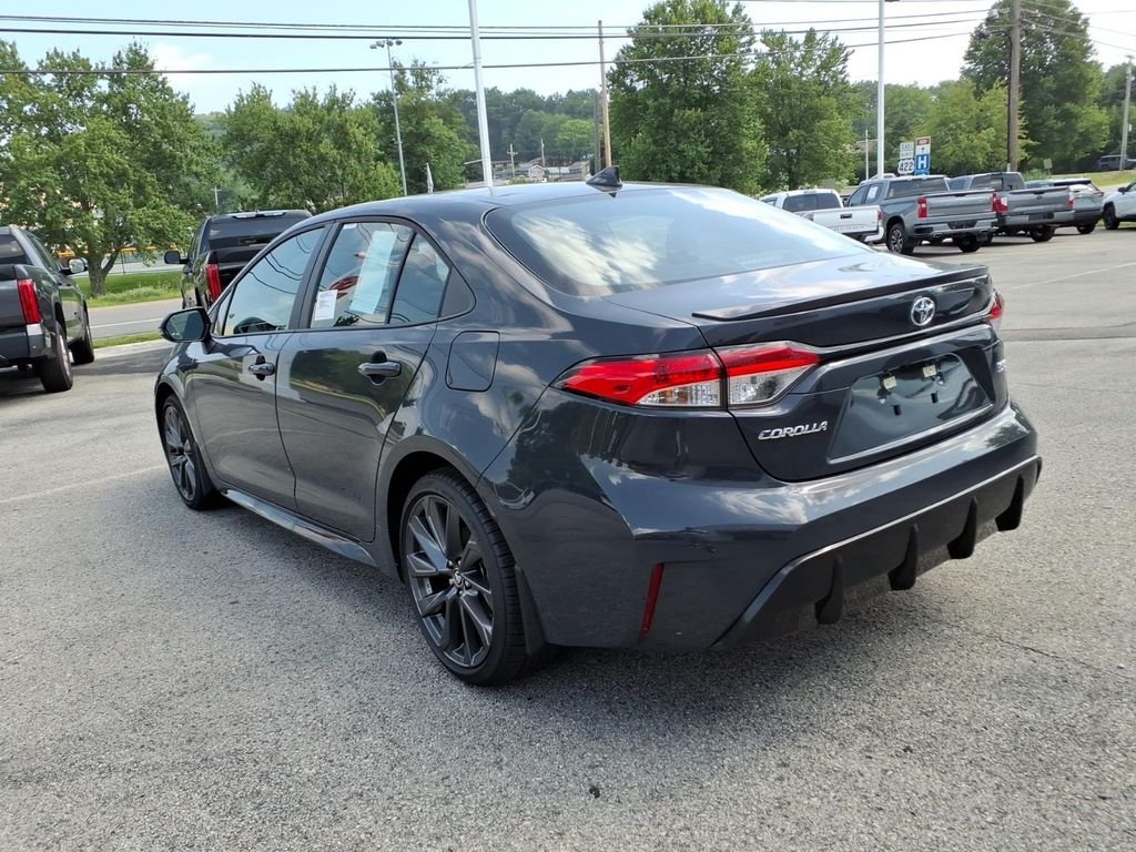 Used 2026 Underground Toyota SE image 6