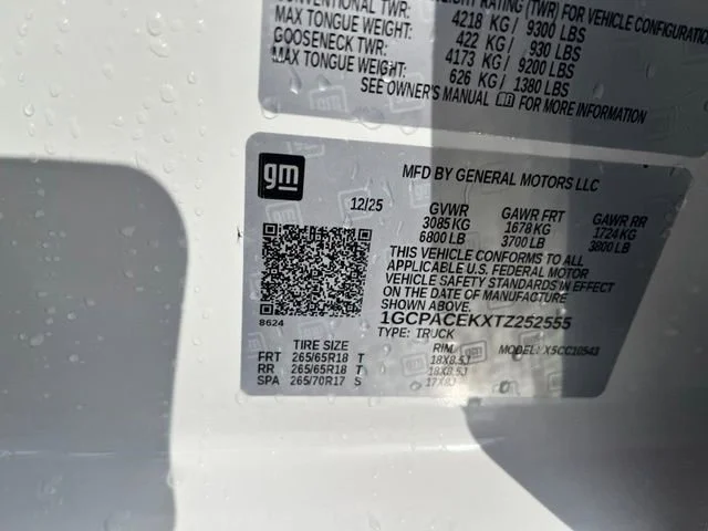 Used 2026 Summit White Chevrolet LT image 14