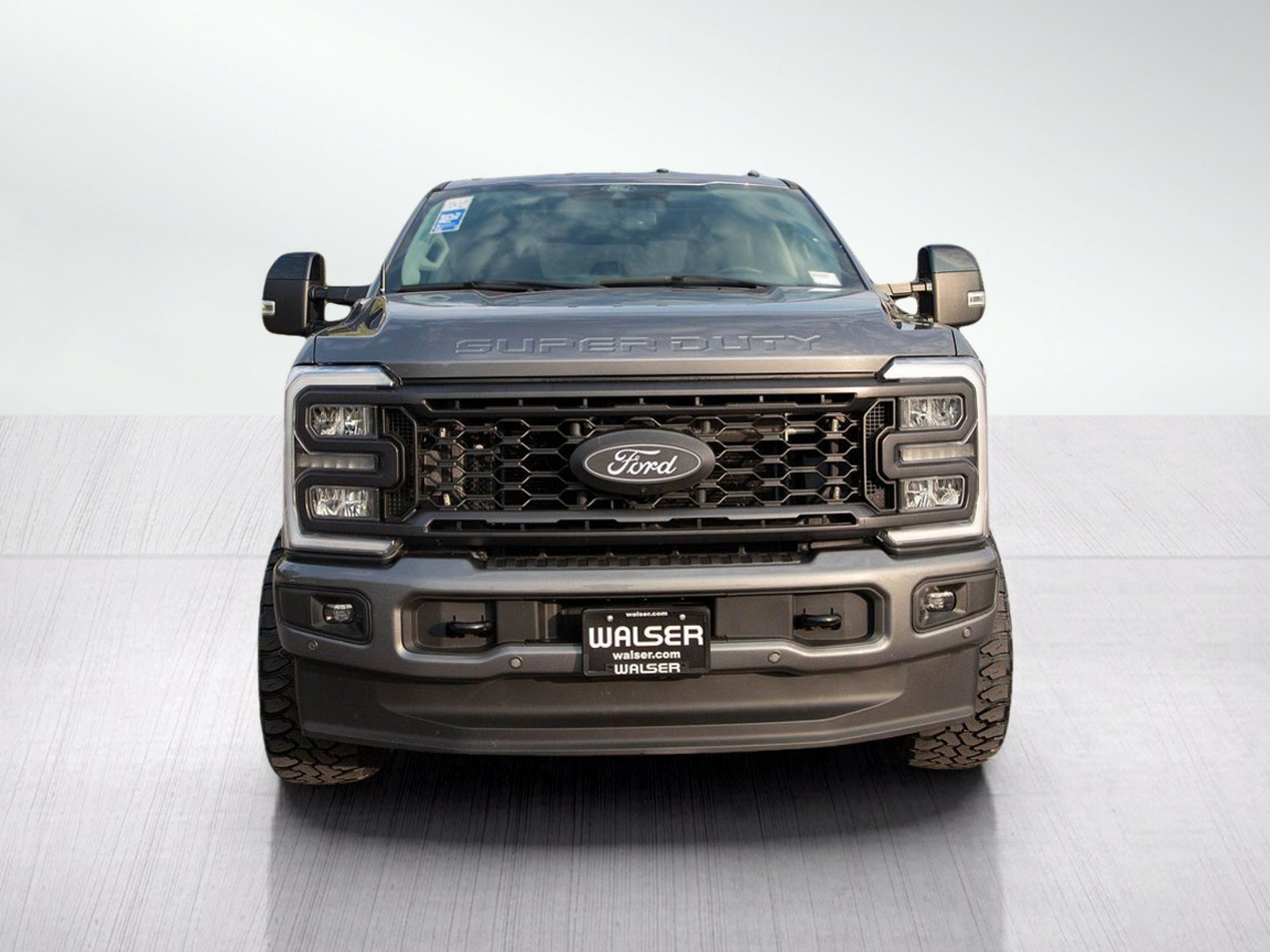 Used 2024  Ford  image 9