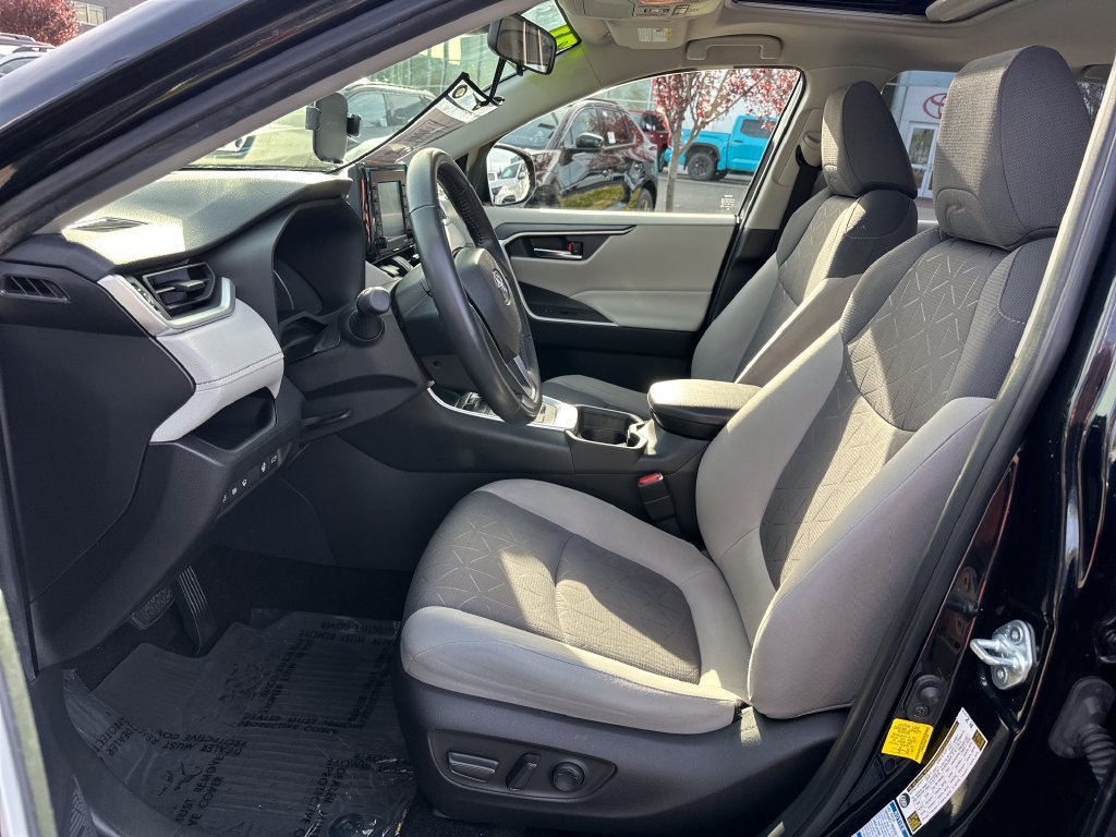 Used 2021 Midnight Black Metallic Toyota XLE image 12