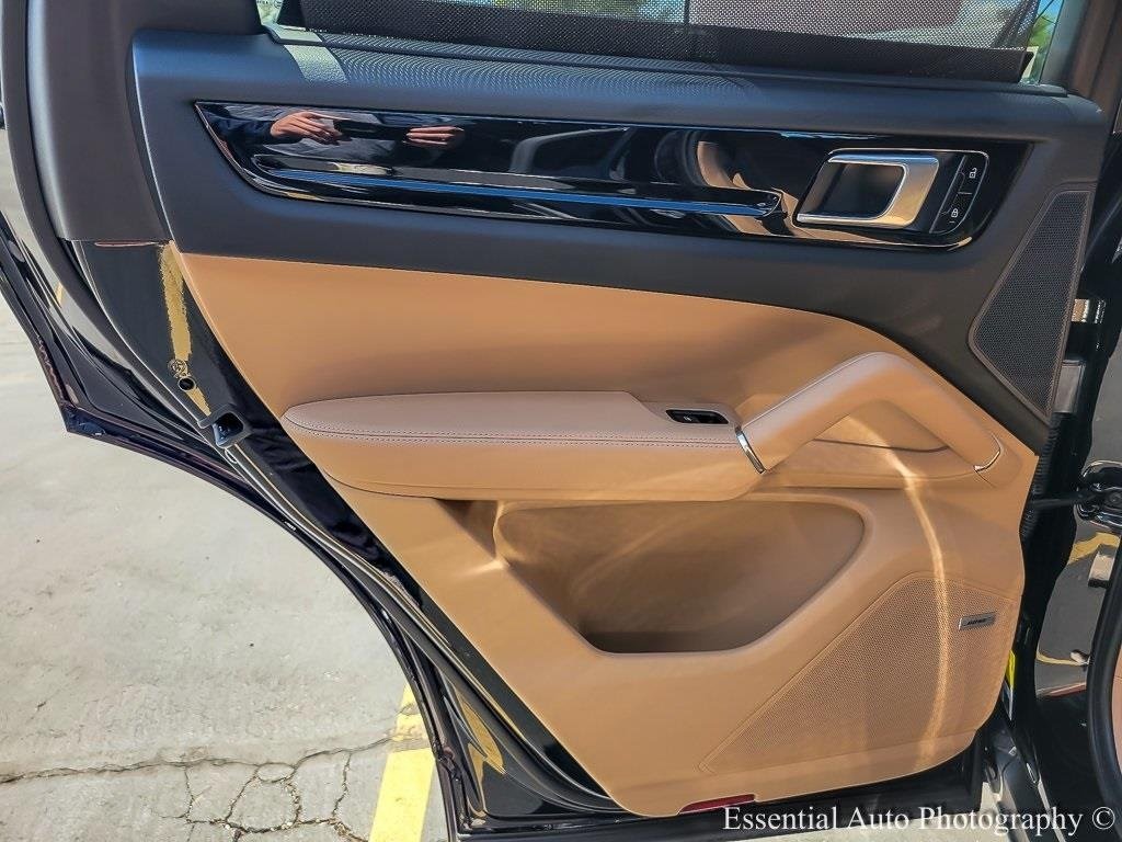 2021 PORSCHE CAYENNE - Image 18