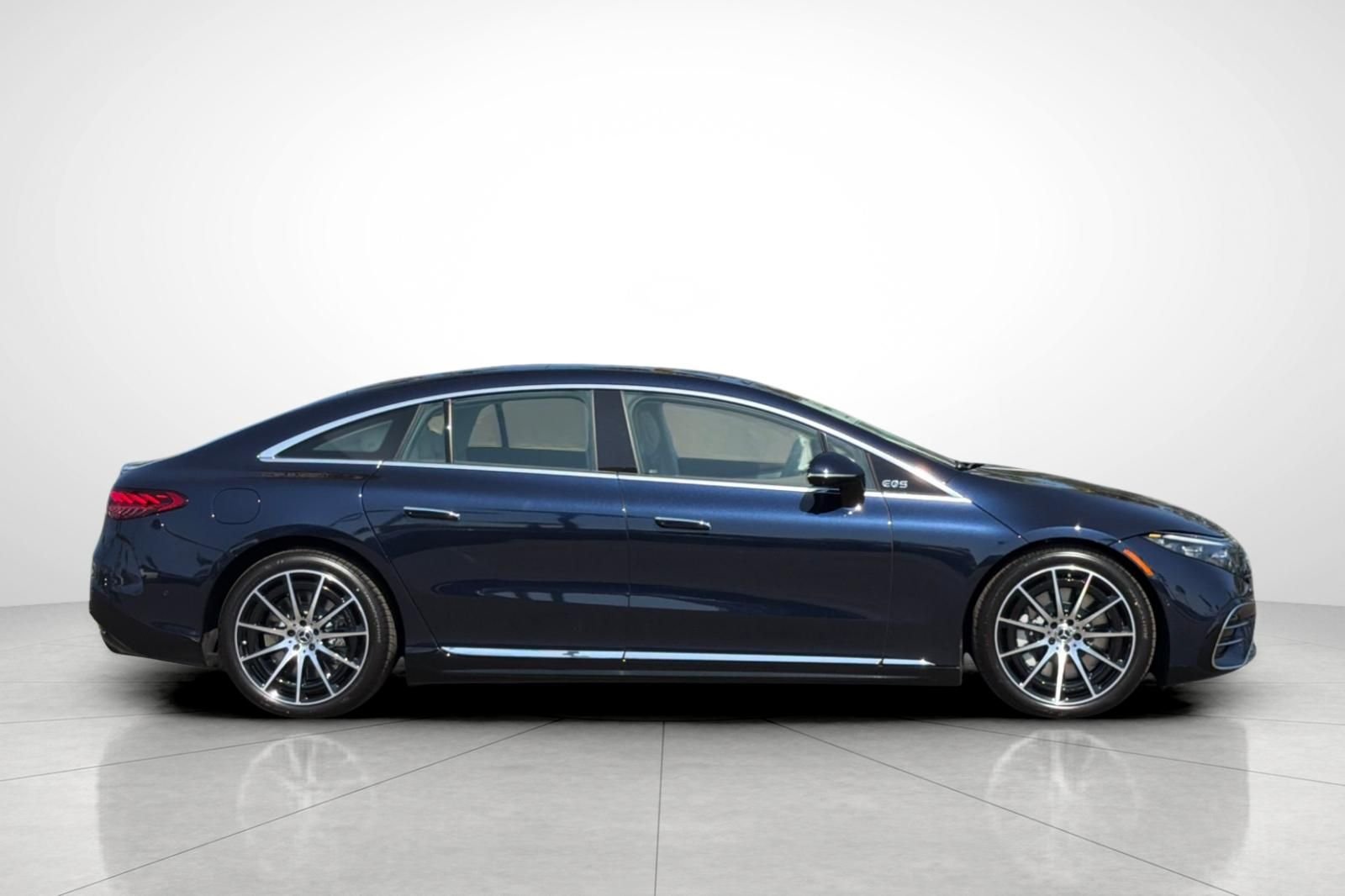 New 2026 Nautical Blue Metallic Mercedes-Benz 450 image 34