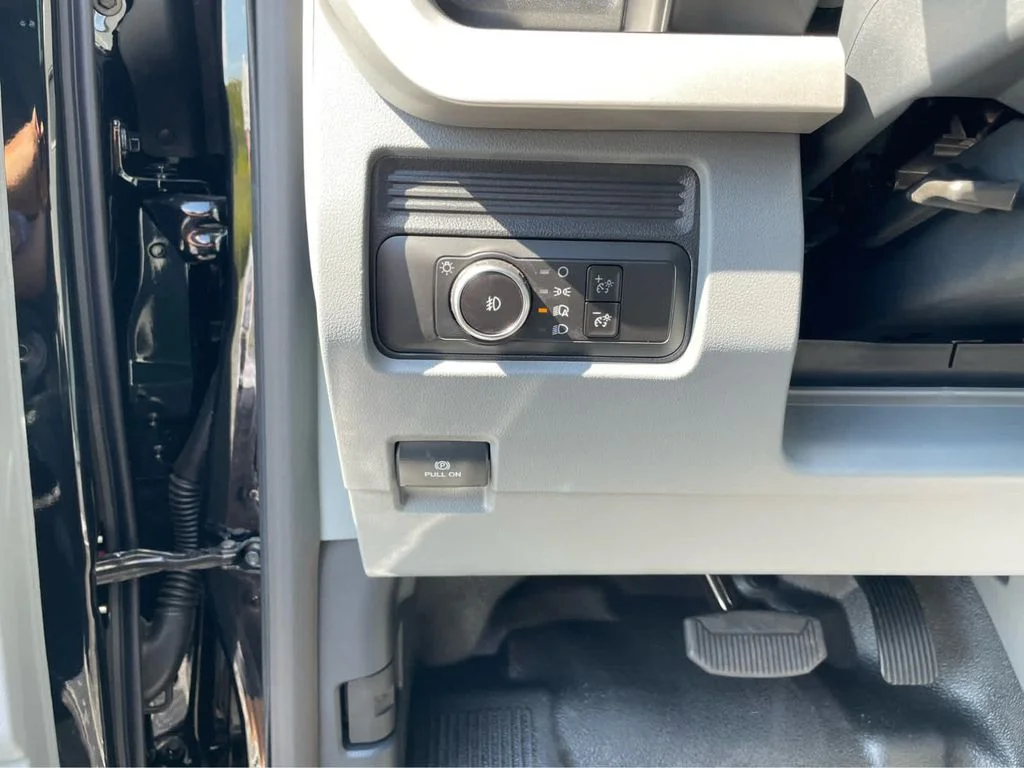 New 2026 Agate Black Metallic Ford F-550® XLT image 12