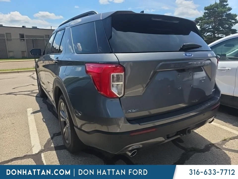 Used 2023 Carbonized Gray Metallic Ford XLT image 4