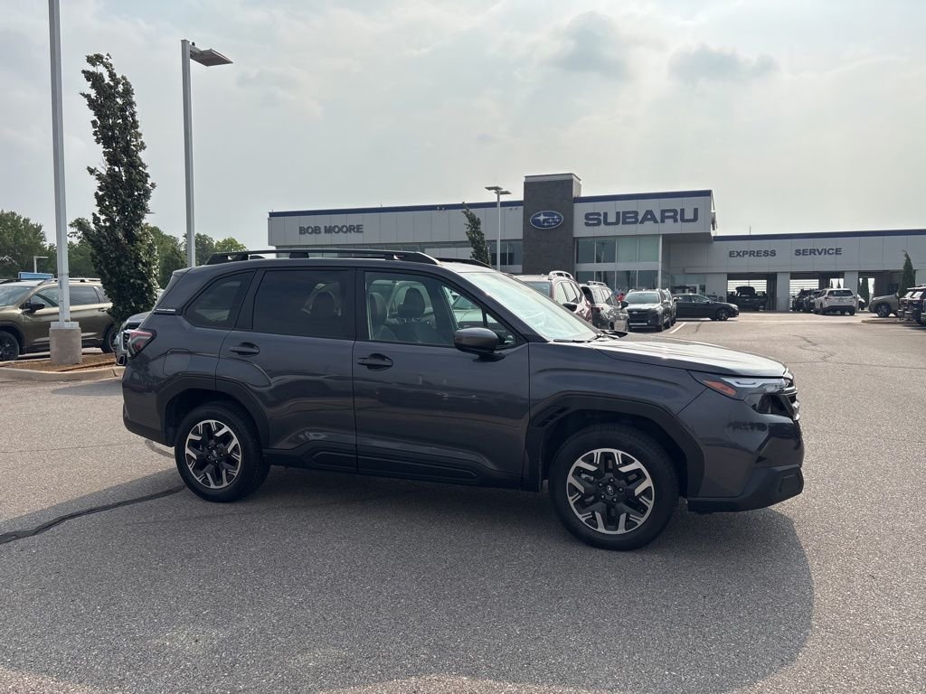 2026 Subaru Forester Premium's photo