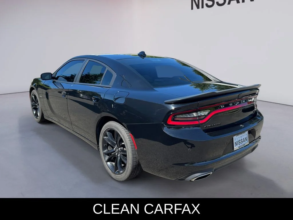 Used 2018 Black Dodge R/T image 4