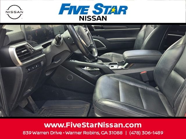 Used 2023 Red Kia S image 5
