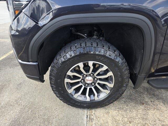 Used 2022 Titanium Rush Metallic GMC AT4 image 11