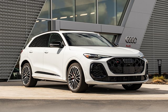 2026 Audi SQ5 Premium Plus