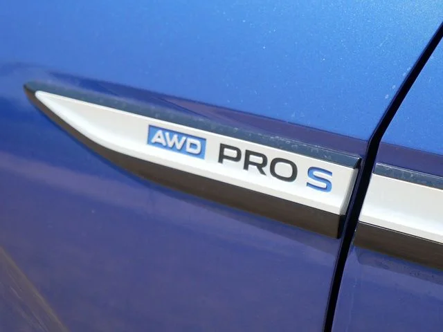 Certified Used 2021 Blue Volkswagen Pro S image 35